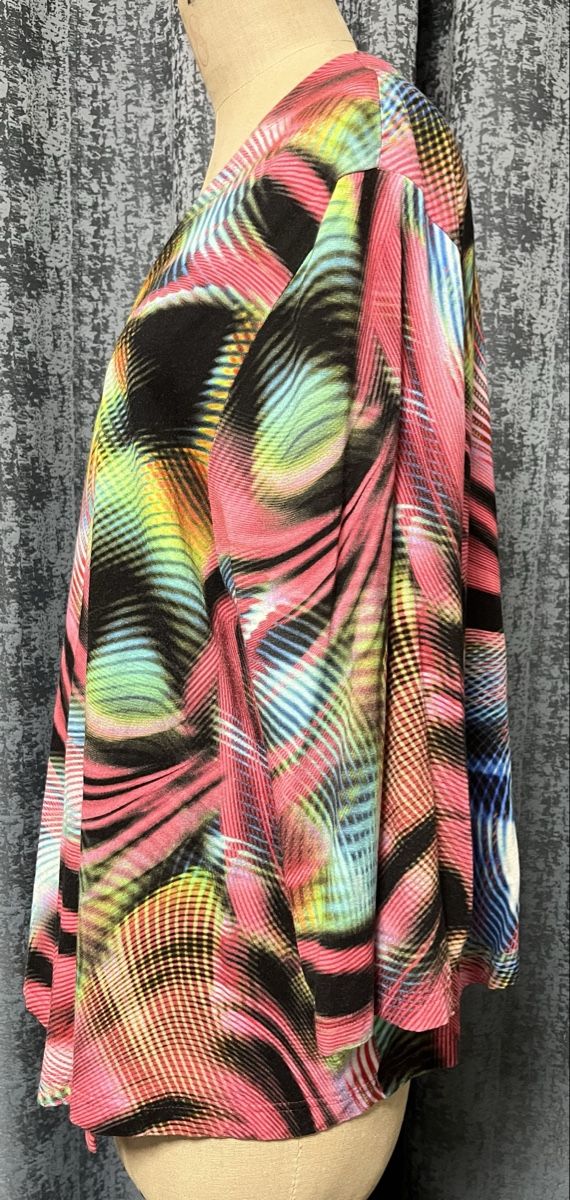 Lotti di vestiti: Sommertop mit offenem Cardigan Gr. 48 – Nuovo (secondo la descrizione) da Eglisau venduto da regulmei 8
