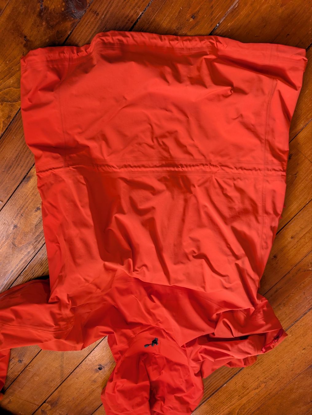 Arcteryx Giacche: Arc'teryx Alpha SV Jacket, Safety Orange – Usato da Zwischenflüh venduto da be6543 5