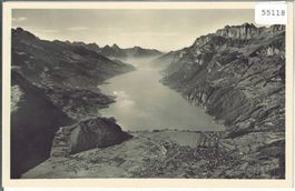 Blick über Walensee und Walenstadt