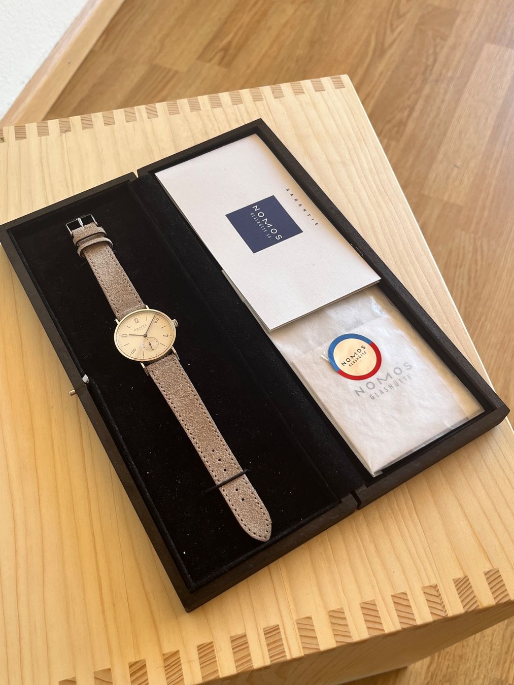 Nomos Orologi: Nomos Glashütte SA Tangente 35mm – Usato da Basel venduto da alakri 1