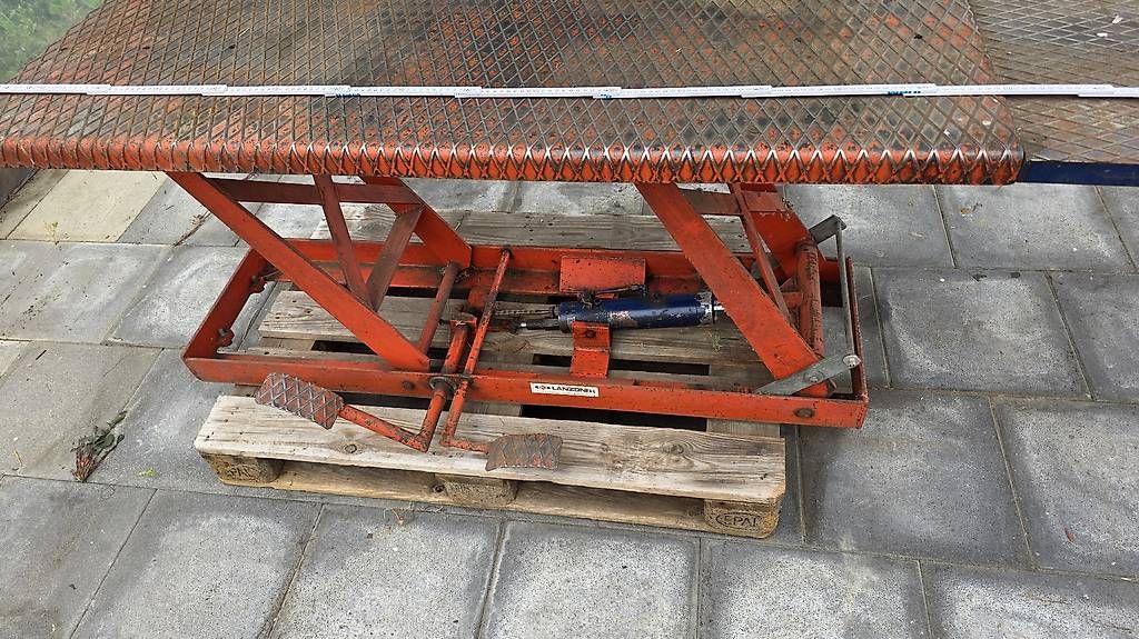 Piattaforme elevatrici: Motorradhebebühne – Usato da Brugg AG venduto da HTPlaner 4