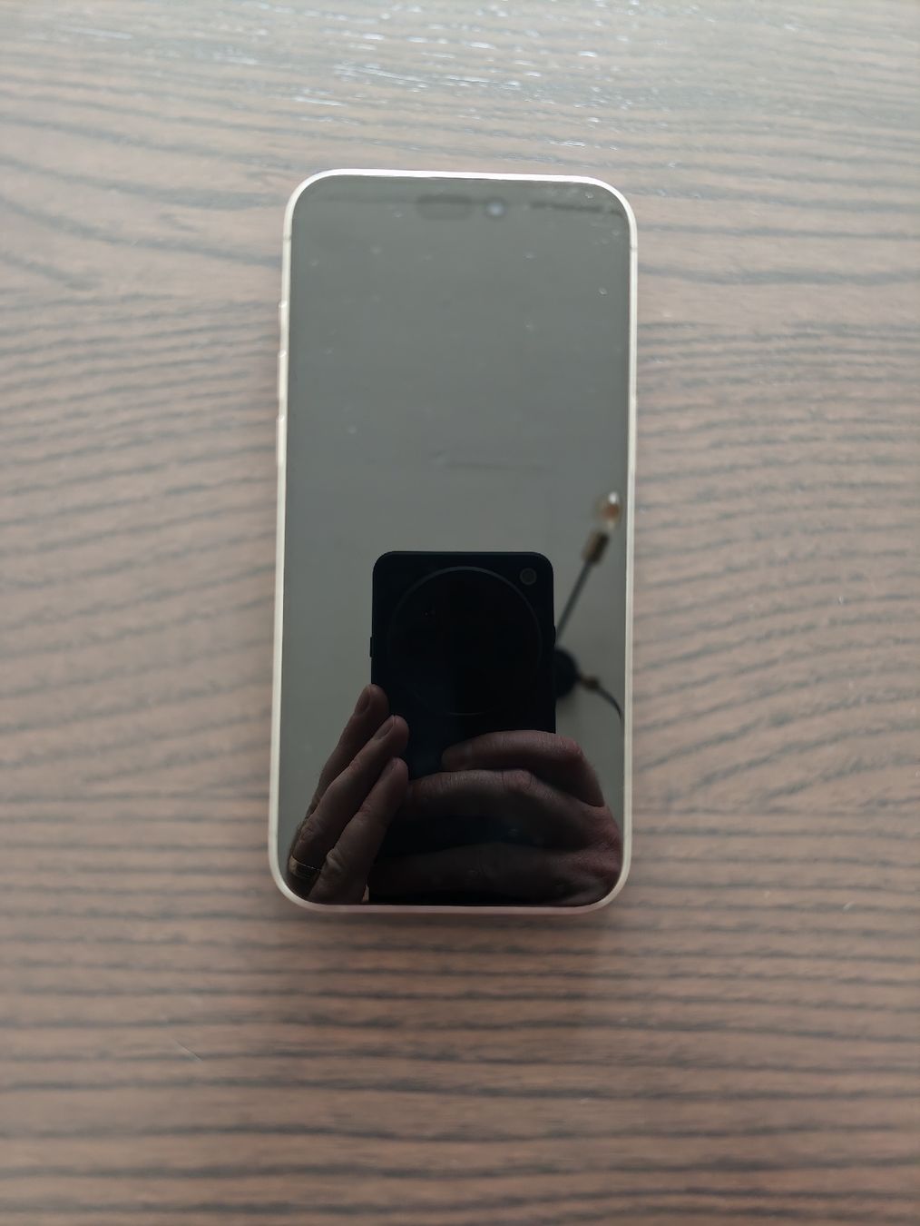 Apple Telefoni cellulari / Smartphones: iPhone 15 Pro Max, sehr guter Zustand  – Usato da Bern venduto da ConstantinH. 1