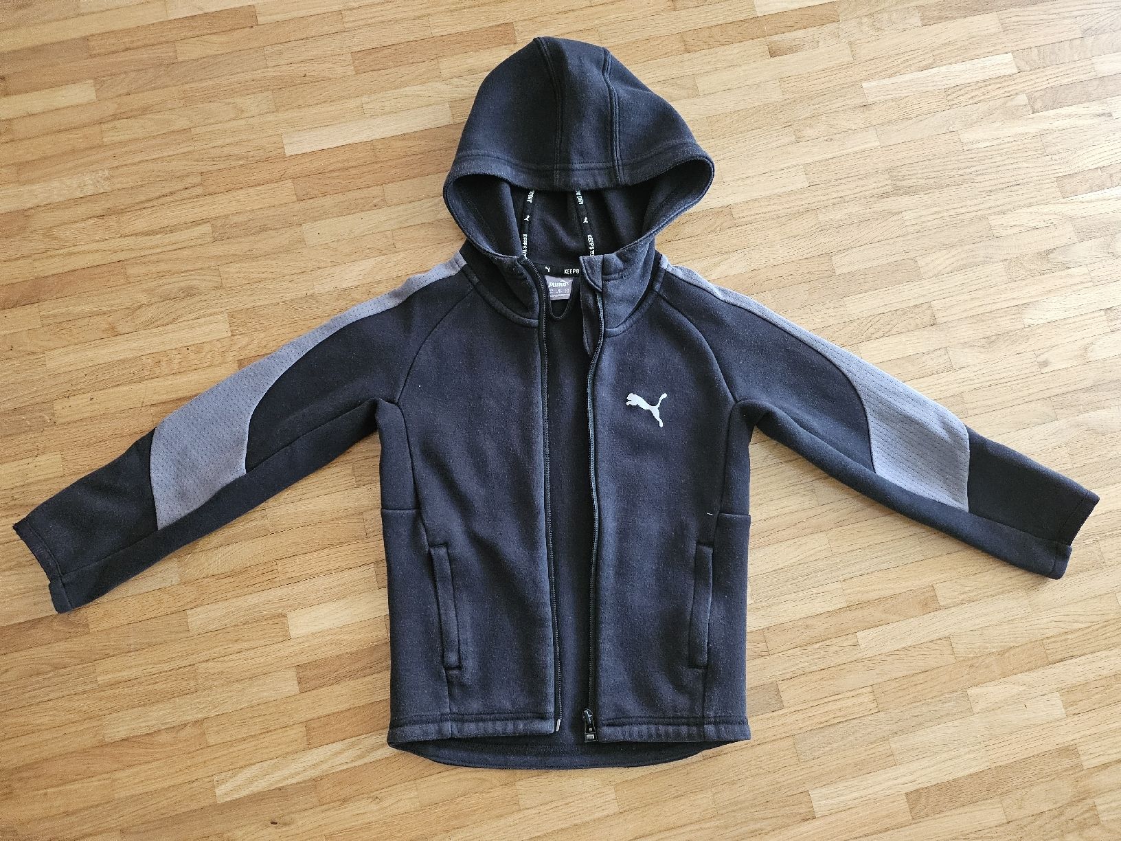 Puma Giacche: Puma Kapuzenjacke, Gr.116 – Usato da Rapperswil SG venduto da dslemer