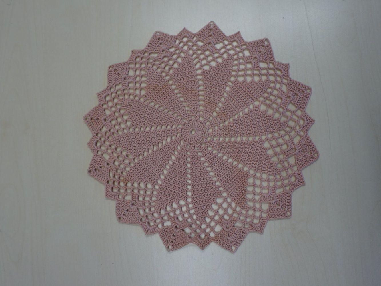 Tutte le decorazioni: Spitzen Deckchen rosa – Usato da Giswil venduto da sowo60