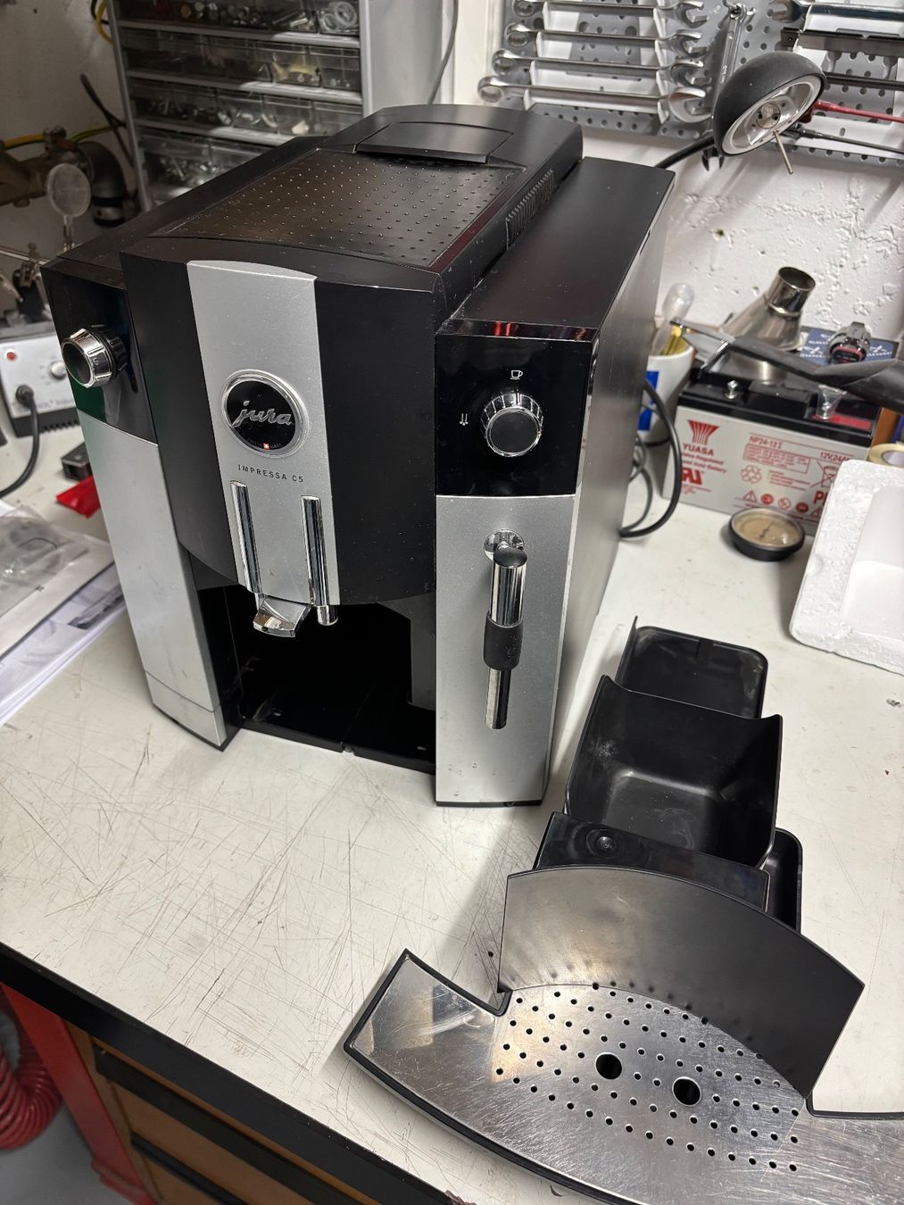 Jura Macchine per caffè & Macchine per espresso: Jura Impressa C5 – Usato da Reinach BL venduto da Lroth