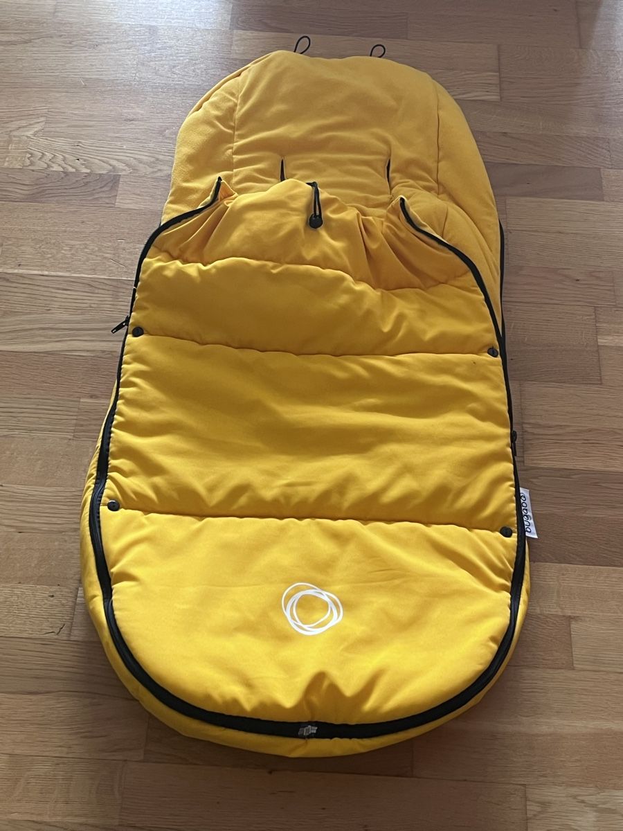 Bugaboo Sacchi a pelo: Bugaboo Footmuff - Yellow - Keep your little one warm! – Usato da Zürich venduto da cls_jgc7