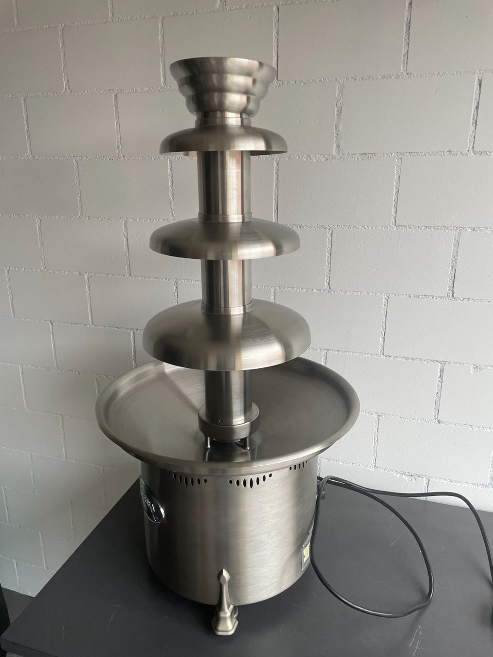 Elettrodomestici da cucina: Schoggibrunnen SB34 – Usato da Berg TG venduto da mar_zh87