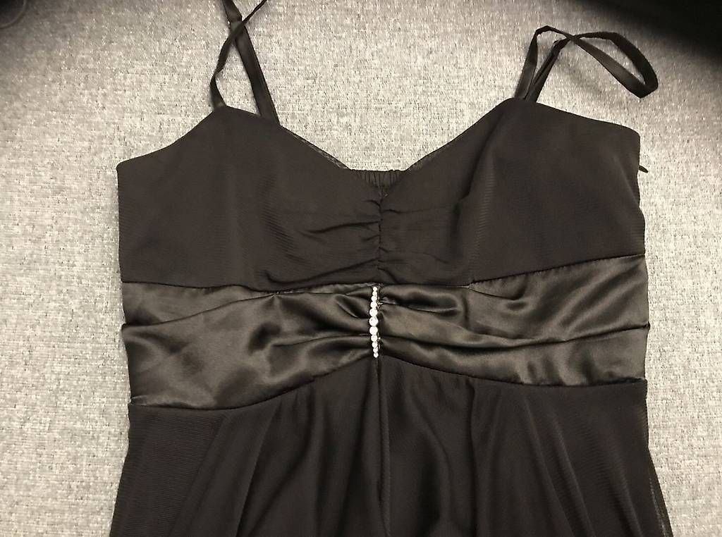 Robes: Kleid  – D'occasion à Niederglatt ZH par Mary102 1