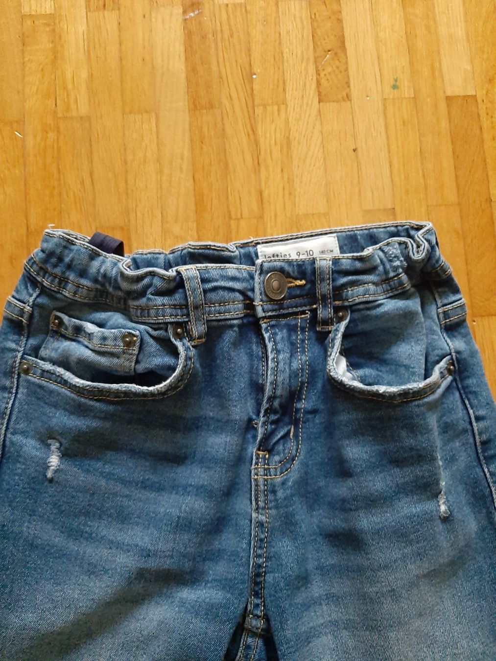 Pantaloni: Lot 2 Jeans stylés + pyjama  140 – Nuovo (secondo la descrizione) da Petit-Lancy venduto da pecaesculca 3