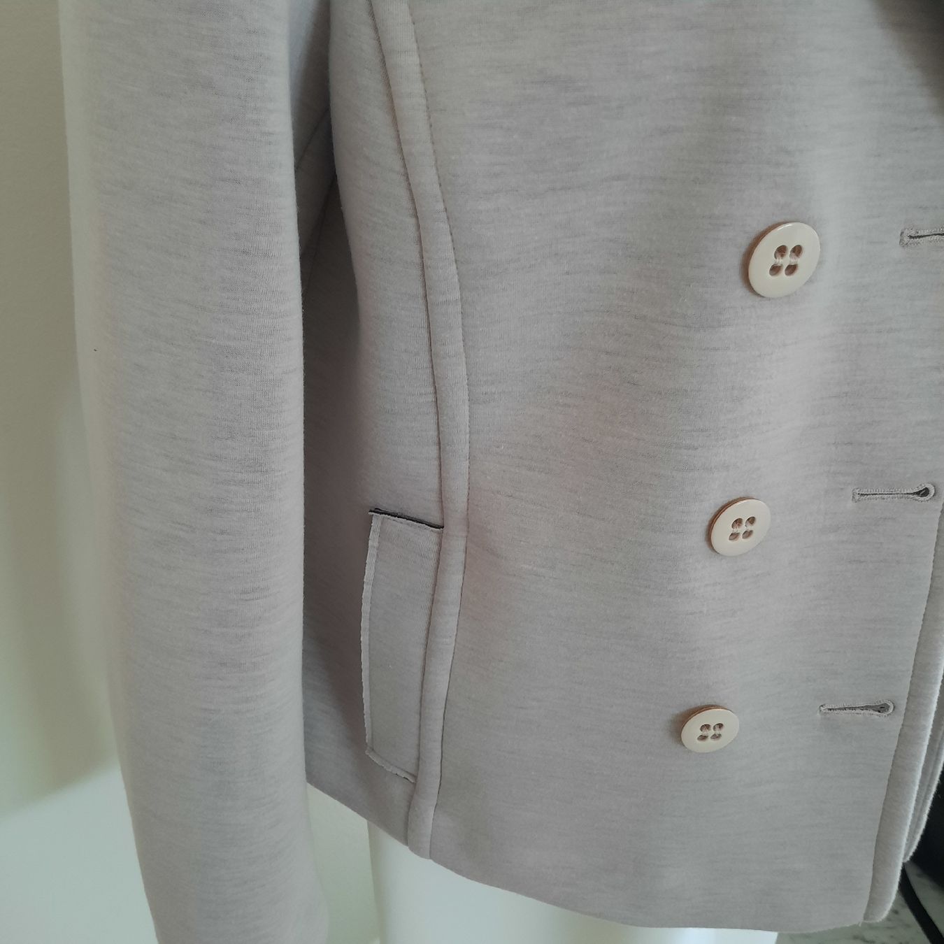 Madeleine Giacche: MADELEINE, BLAZER, GR.42 – Usato da Hinwil venduto da Wuschi40 5