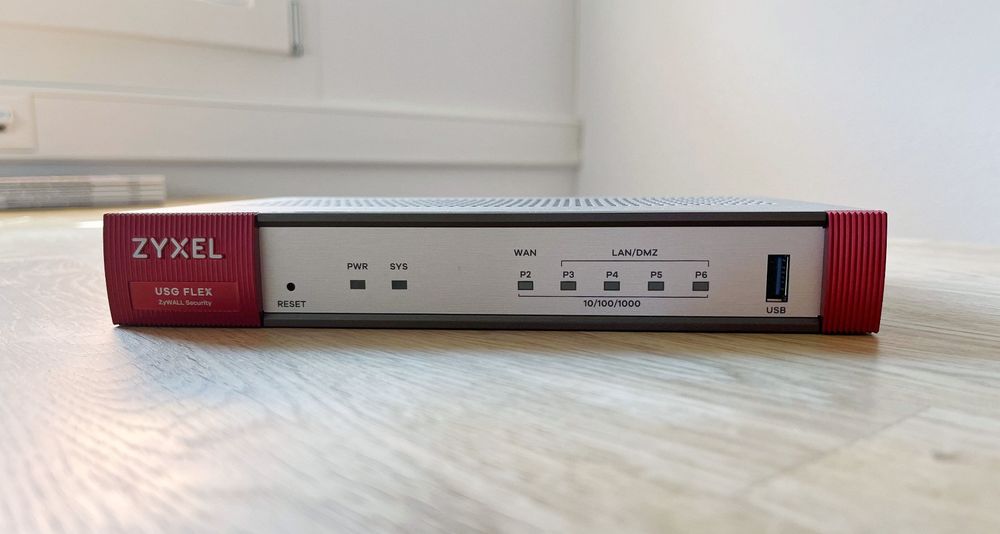 Firewall ZyXEL USG Flex 100 V2 mit Garantie (Neu (gemäss Beschreibung ...