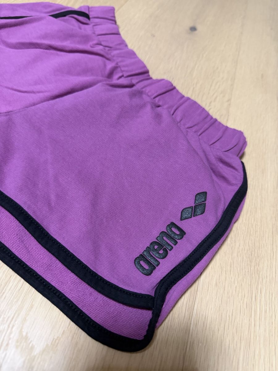 Arena Pantaloni: Arena Shorts Purple - XS – Usato da Wetzikon ZH venduto da dor_rmq2 1