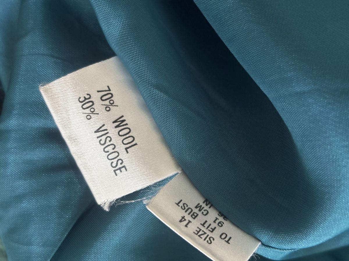 Giacche: Elegant green jacket with flowerprint, size M – Usato da Zürich venduto da cla_v6hx 3