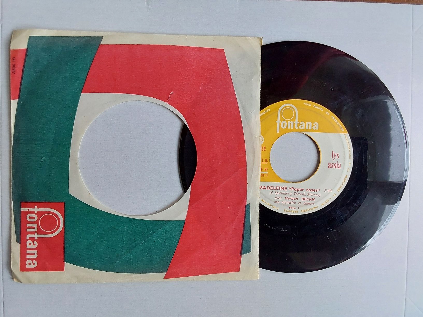 Schallplatten: Vinyl Single - Lys Assia - Madeleine – Gebraucht aus Villeret von Fil11