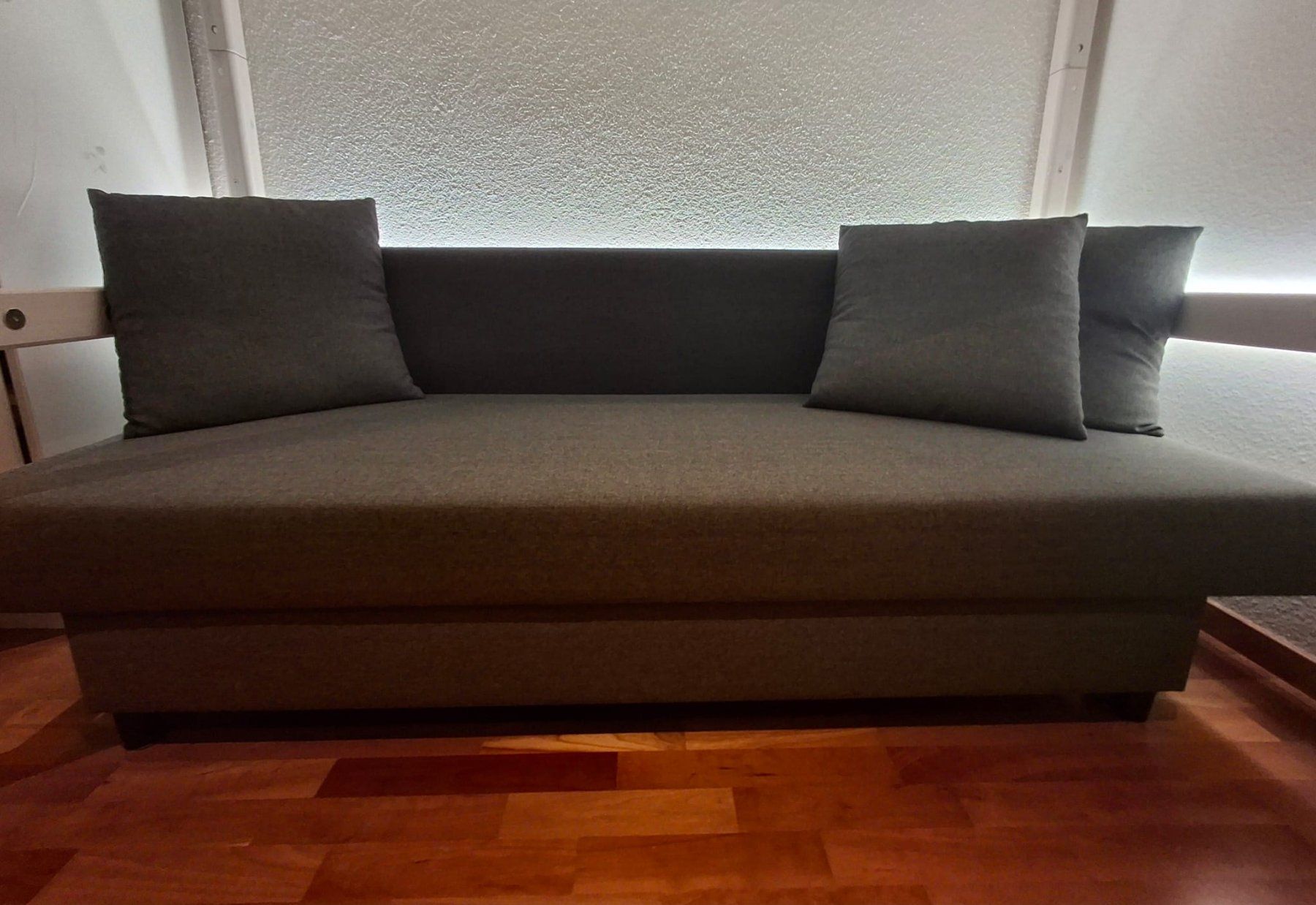Ikea Divani: Bettsofa IKEA Älvdalen zu verkaufen – Usato da Horw venduto da Bip7