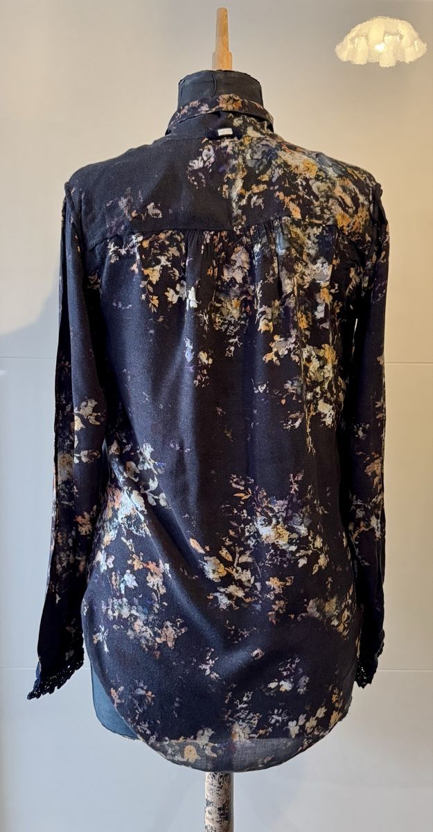 High Camicette: Bluse von HIGH, Grösse 36 / S – Usato da Chur venduto da Lilo_Pulver 3