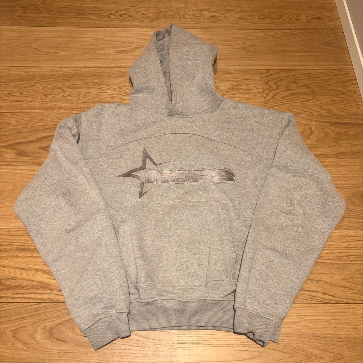 Maglioni & Felpe: NOFS Hoodie – Usato da Bassersdorf venduto da le.vi546
