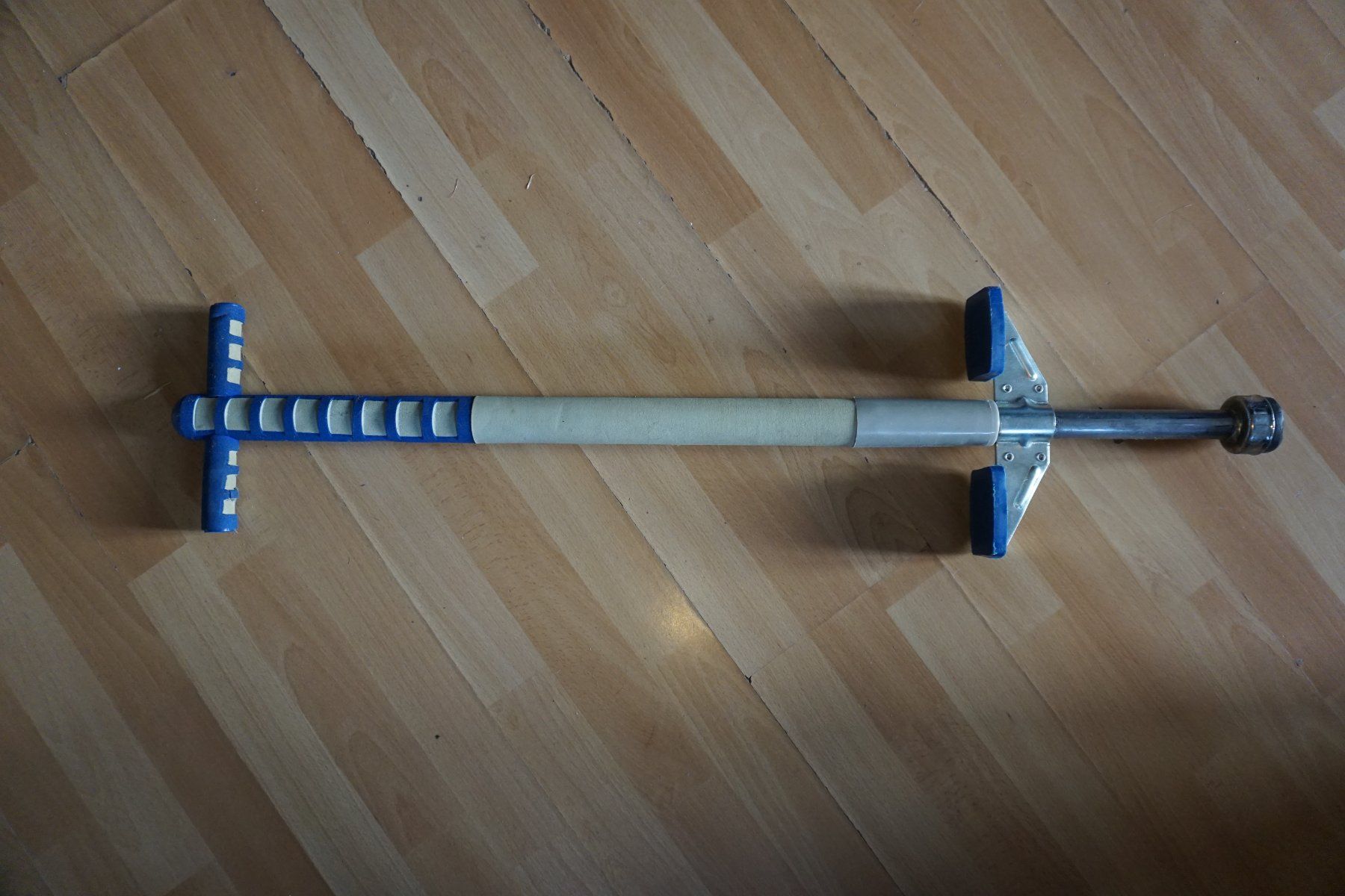 Giocattoli: Pogo Stick für Kinder – Usato da Zürich venduto da einalemjena