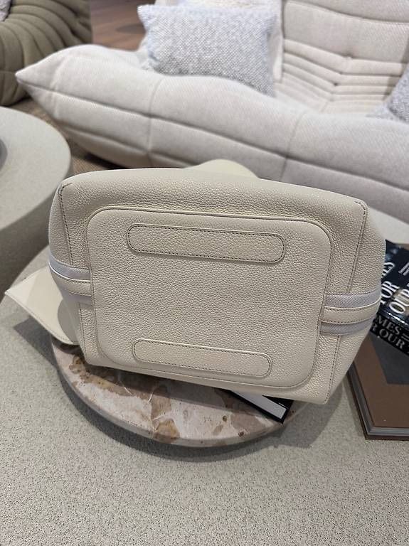 Loro Piana Borse: LORO PIANA BALE TASCHE – Nuovo (secondo la descrizione) da Schwyz venduto da bofb 9
