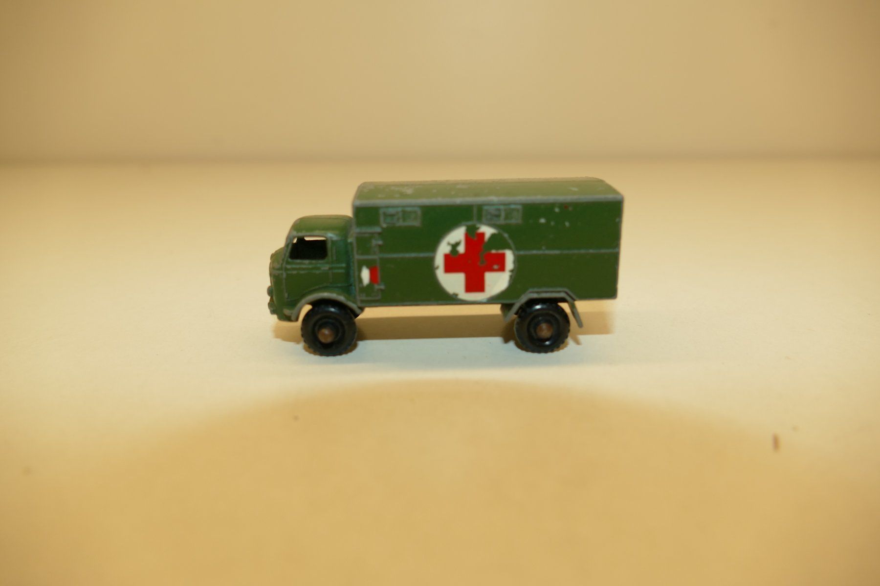 Matchbox Modellautos: Matchbox/Lesney: Military Ambulance – Gebraucht aus Niederhasli von rail-duerst 1