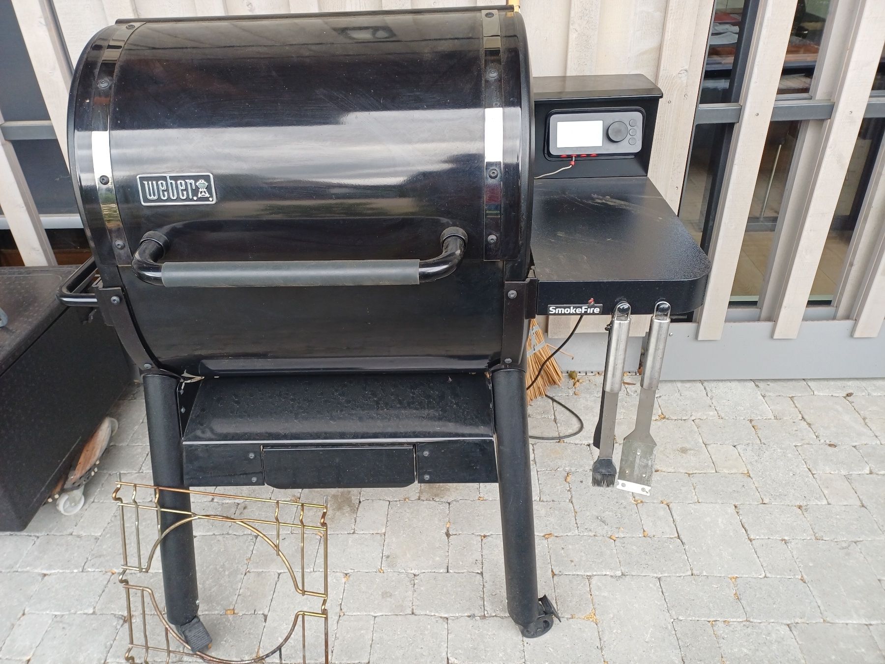 Weber Griglie: Smoker - Weber - SmokeFire EX4 – Nuovo (secondo la descrizione) da Freudwil venduto da magf