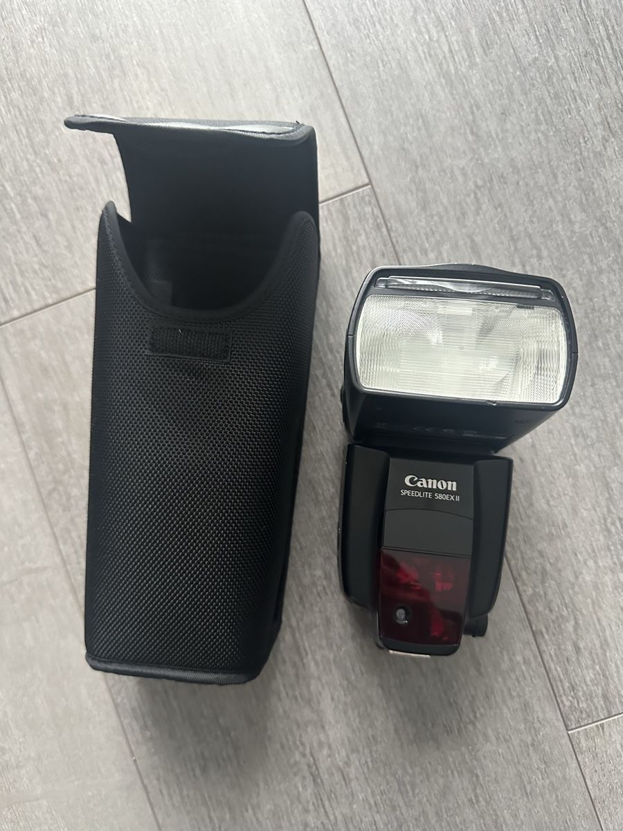 Canon Fotocamera: Canon EOS 600D Spiegelreflexkamera mit diversem Zubehör – Usato da Gretzenbach venduto da MOF182 2