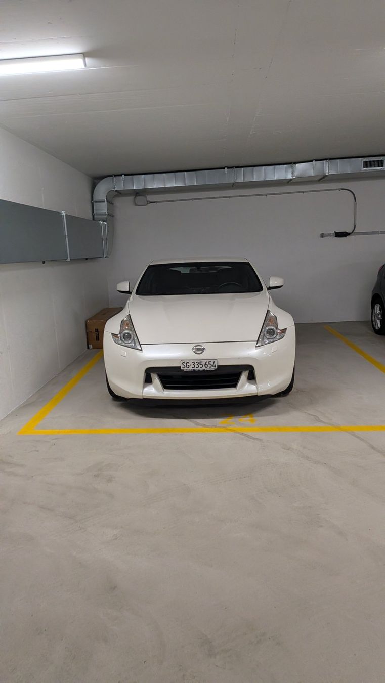 Nissan Automobili: Nissan 370z Pack Automatic – Usato da Oberuzwil venduto da pas_g2t8