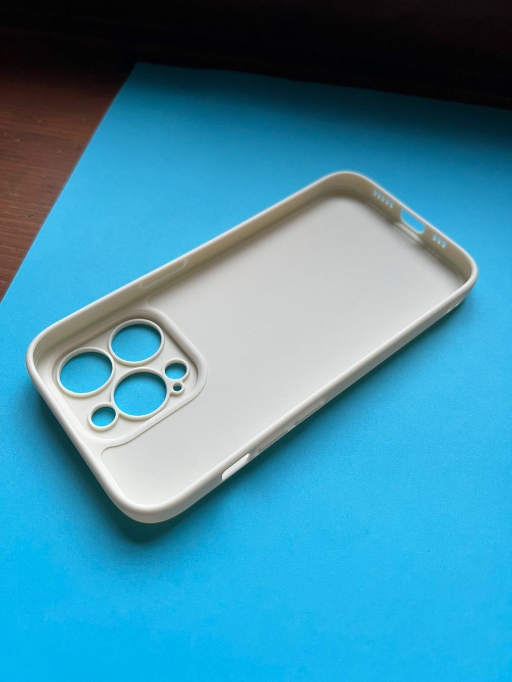 Coques & Protection écran: Coque iPhone 14 Pro. iPhone 14 Pro Hülle – Neuf avec emballage d'origine à Eysins par pro_7lnq 2