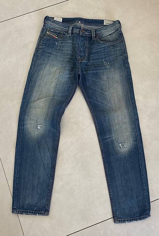 Jeans: Jeans diesel – D'occasion à Locarno par Tiz89