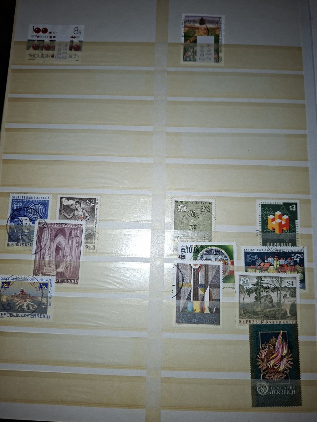 Tutti i francobolli: Briefmarkensammlung Österreich  – Usato da Balgach venduto da SIMEON27 1