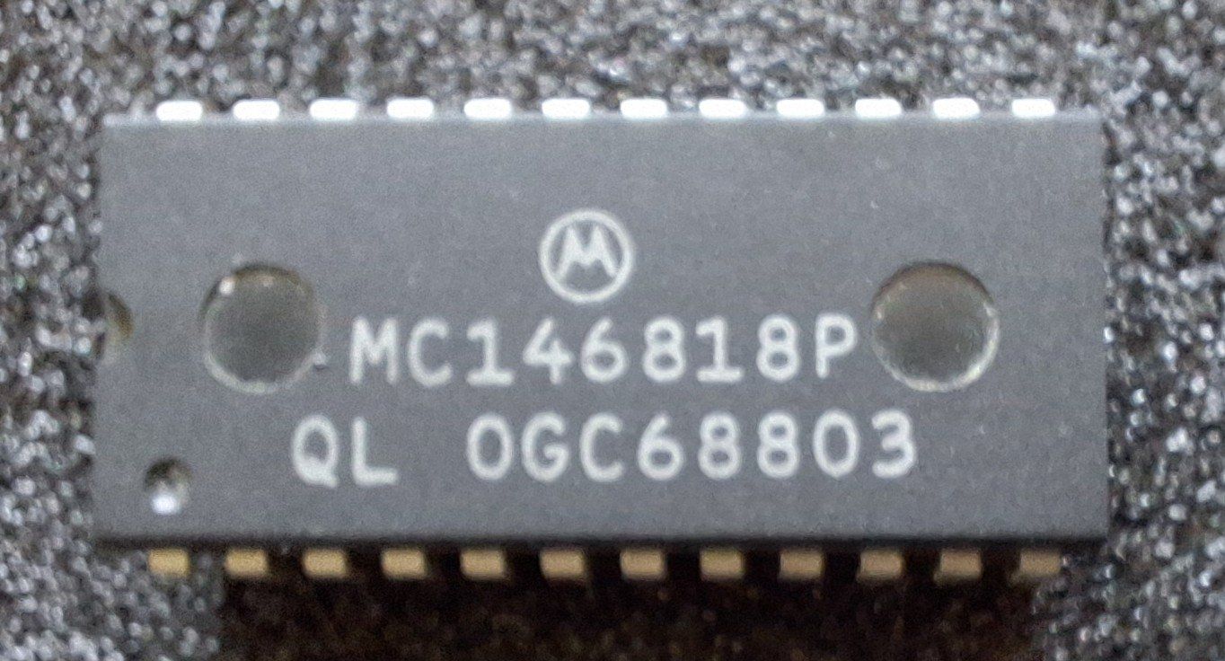 Motorola Componenti elettronici: MOTOROLA MC146818P Real-Time Clock – Usato da Sevelen venduto da rwi_k7mr