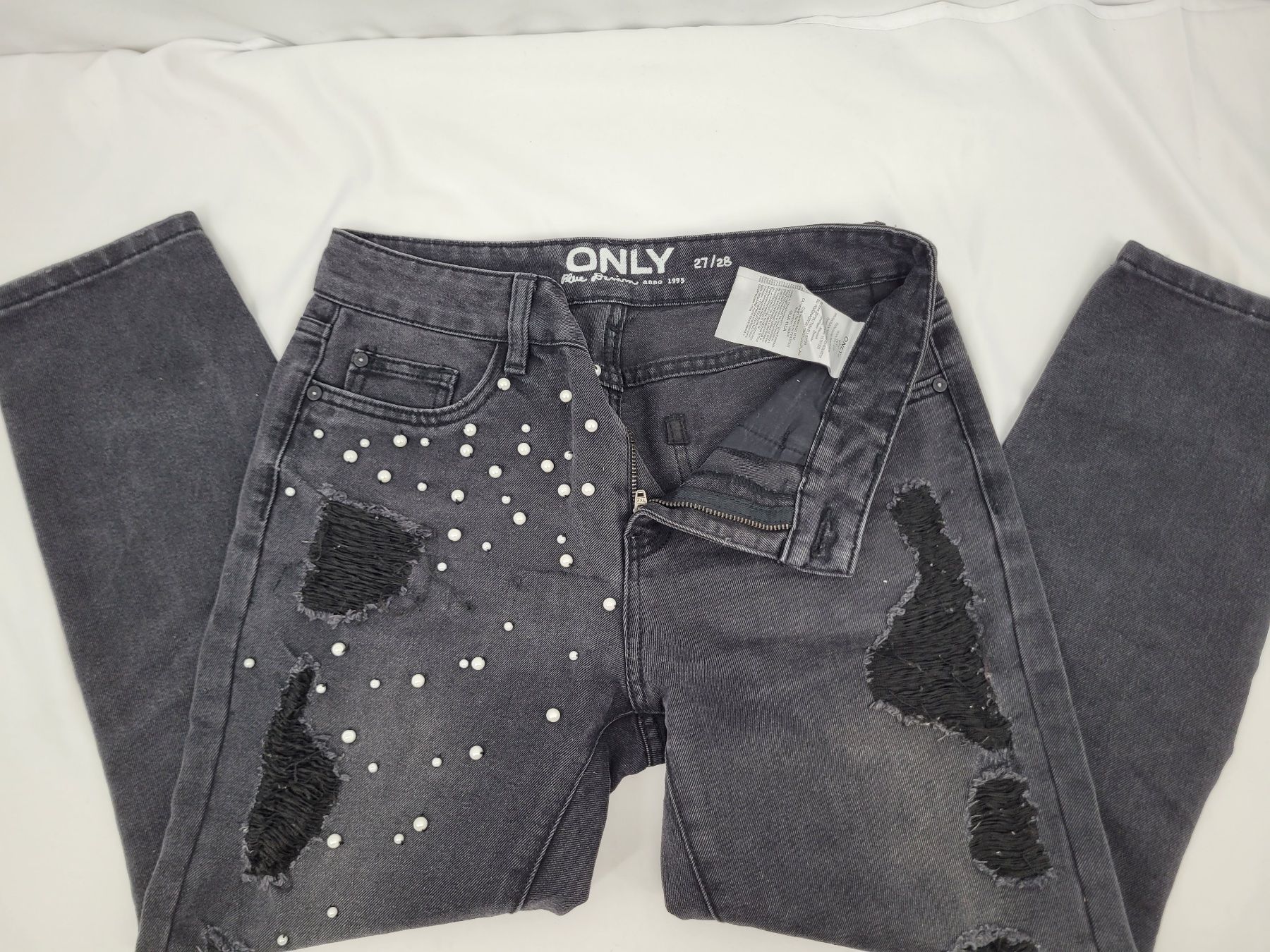 Only Jeans: ONLY pantalon noir – Usato da Lausanne venduto da PlusValue_Lausanne 2