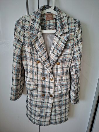 Schöner Balzer aus tweed Gr 36