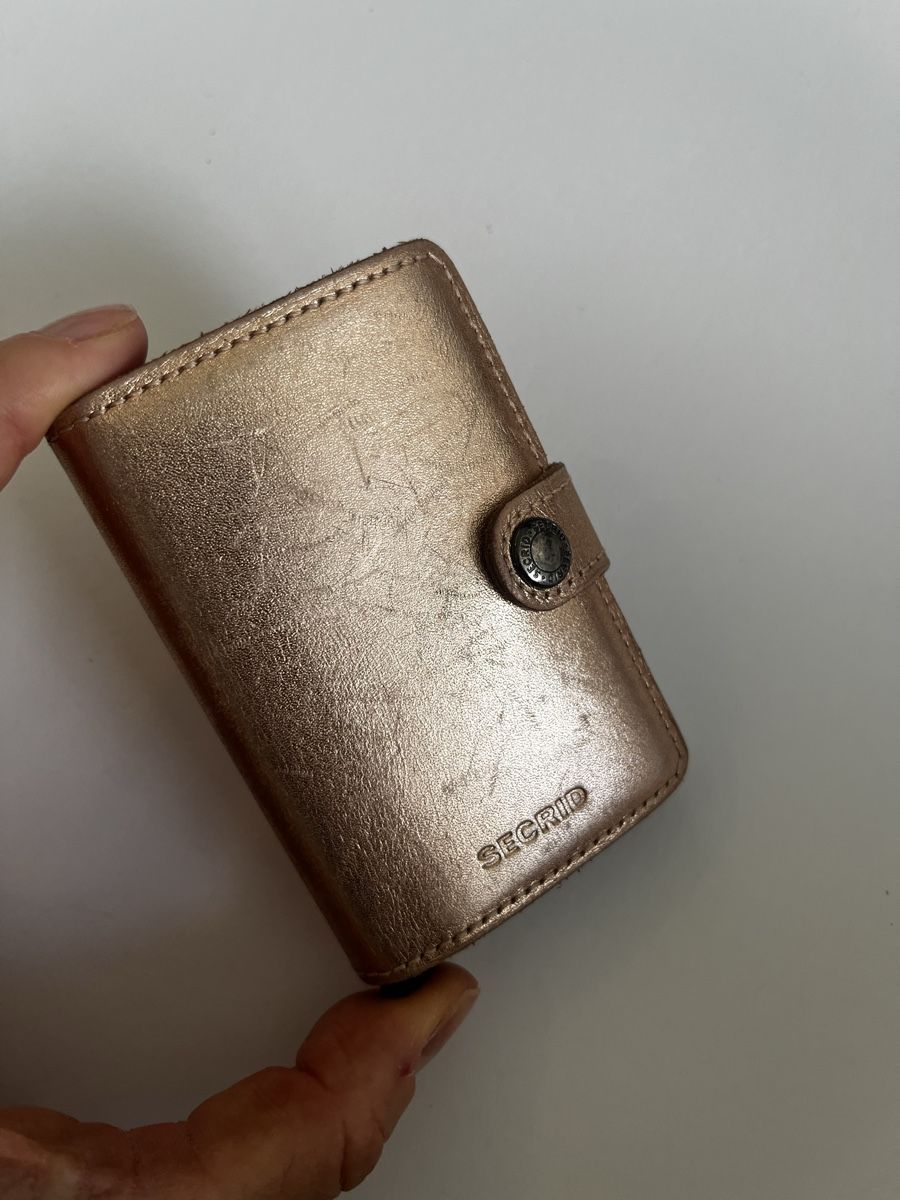 Secrid Portemonnaies: Porte-cartes Secrid rose gold - utilisé – D'occasion à Champlan par Cjayretro