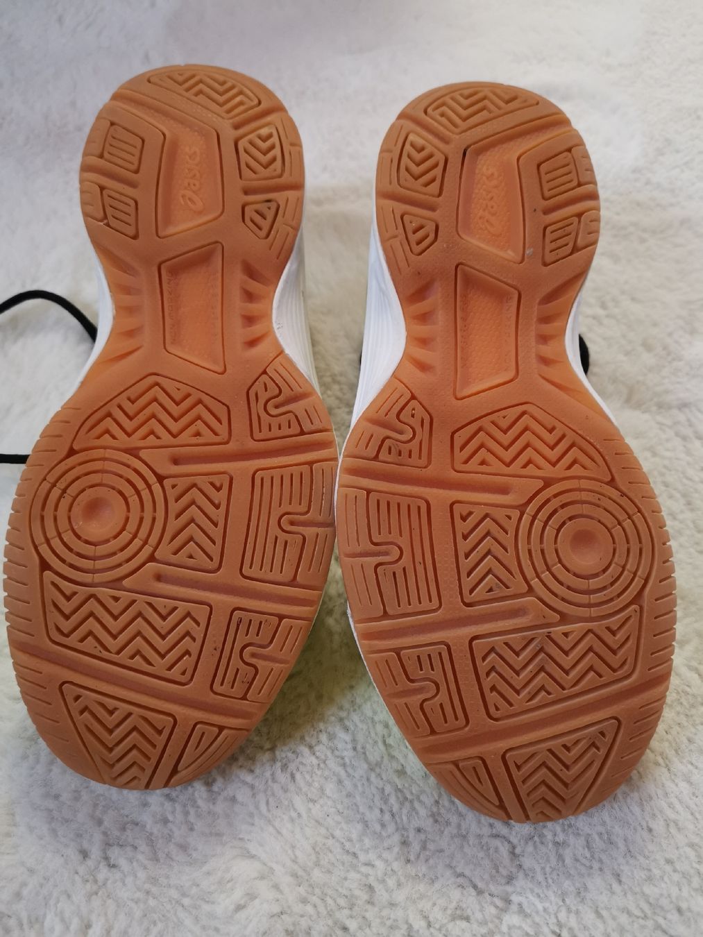 Asics Schuhe für Jungen: Asics Hallen Schuhe,  Grösse 36, – Gebraucht aus Lanzenhäusern von Gimli72 2