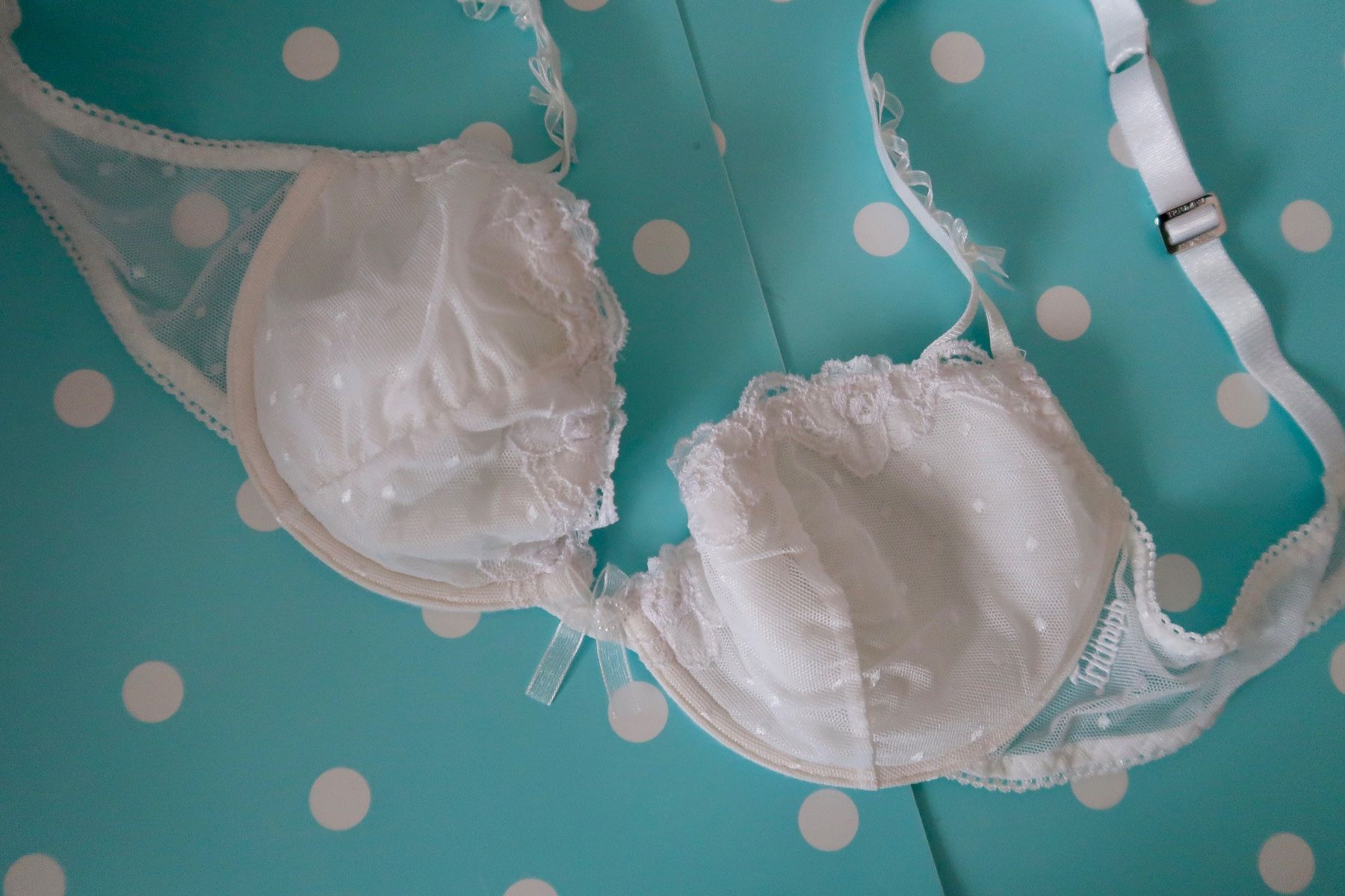 Triumph Altra biancheria intima: TRIUMPF BH / Soutien-gorge 75A – Nuovo (secondo la descrizione) da Lausanne venduto da Etoile96 2