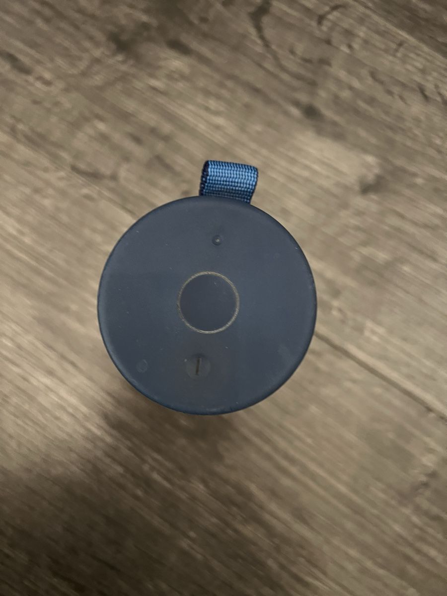 Ultimate Ears Lautsprecher: Bluetooth Lautsprecher Ultimate Ears BOOM 3 blau gebraucht – Defekt aus Brislach von ale_t9y7 1