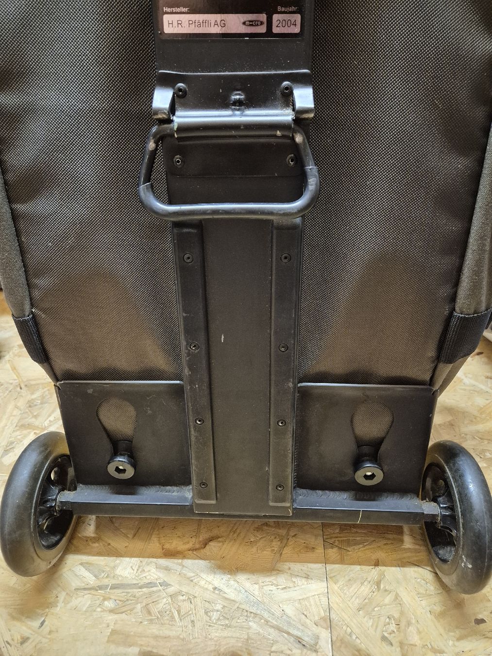 Armée suisse Sacs: Schweizer Armee Trolley / Effektentasche – D'occasion à Auswil par boumi85 1