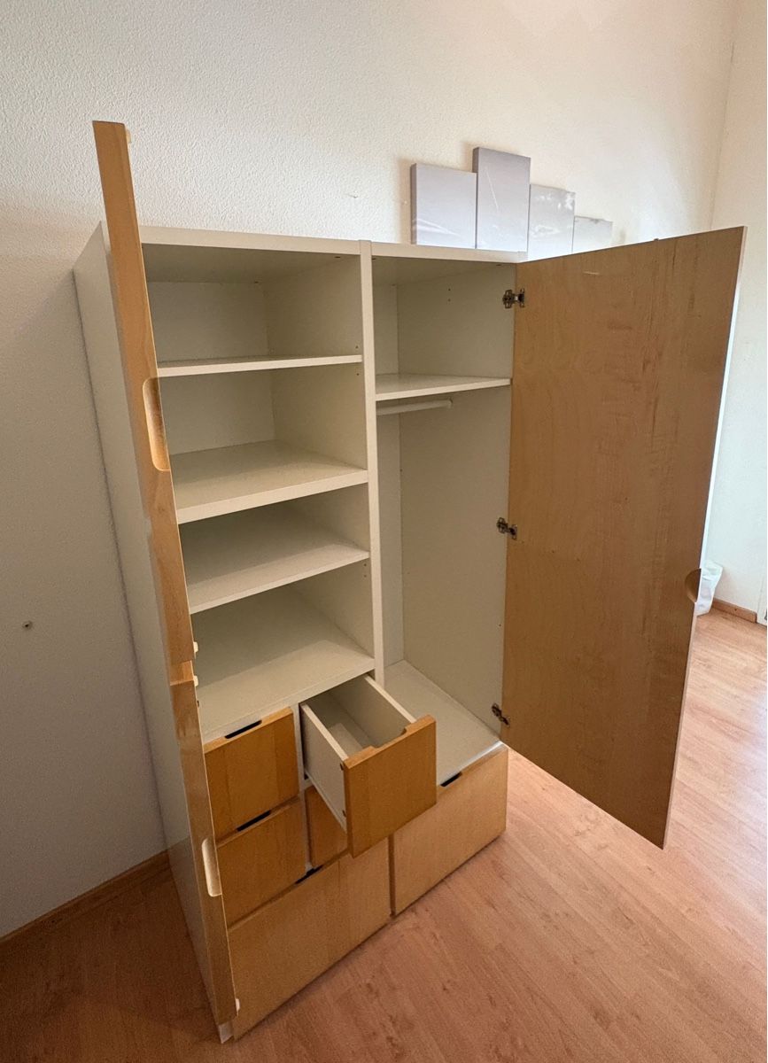 Ikea Schränke: Kleiderschrank  – Gebraucht aus Mauensee von car_d7g8 1