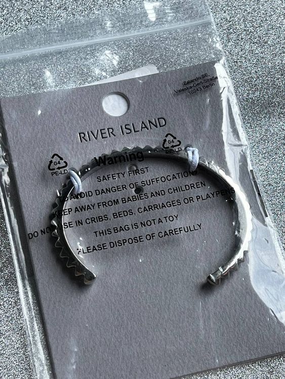 Bracciali & Braccialetti: River Island armband – Nuovo e nell'imballaggio originale da Riehen venduto da ann_76jw
