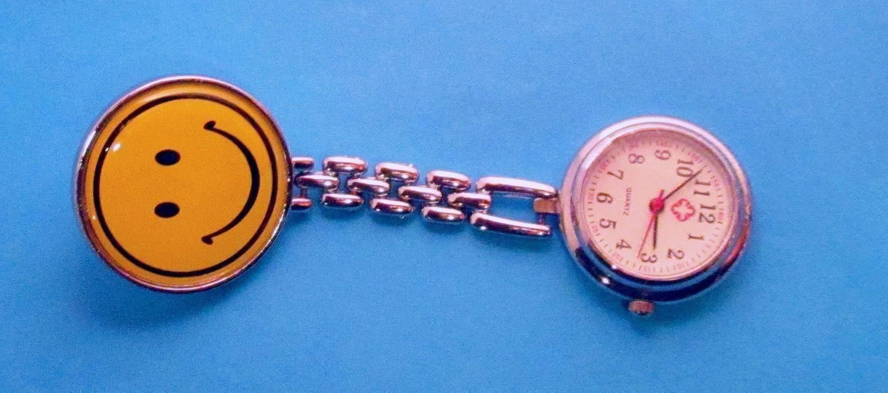Orologi: Neue  Smiley mit Uhr als Hänger – Nuovo e nell'imballaggio originale da St. Margarethen TG venduto da ursk10 4