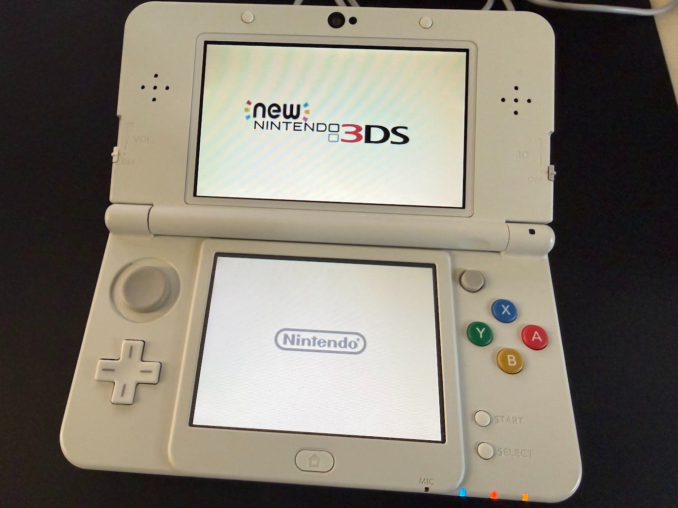 Nintendo Console: New Nintendo 3DS Konsole weiss gebraucht – Usato da Kloten venduto da Kevegl