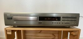 CD-Player Yamaha CDX-460 Farbe Grau gebrauchter Zustand