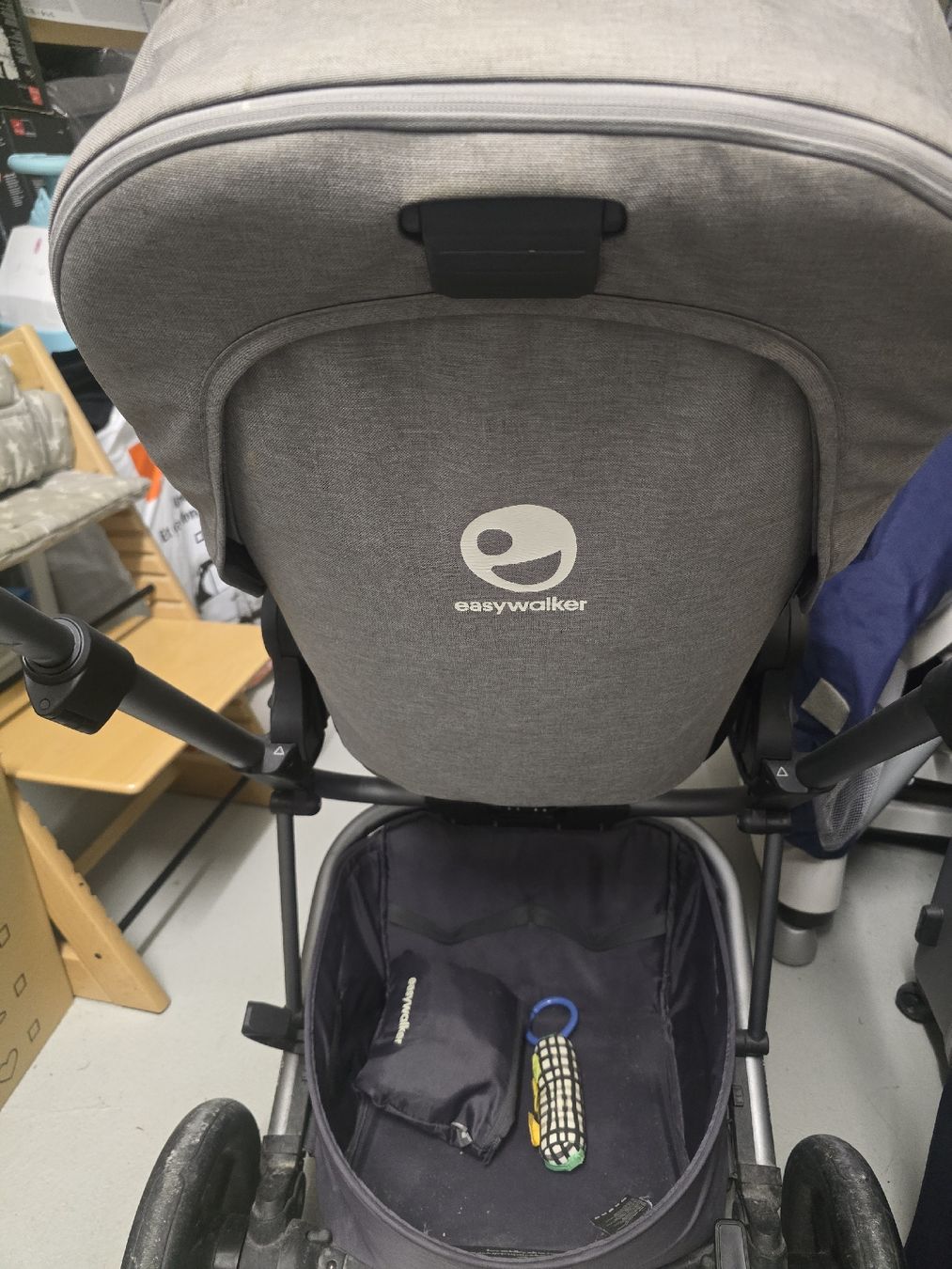 Easywalker Kinderwagen: Easywalker Baby Stroller – Gebraucht aus Glattpark (Opfikon) von neuerbenutzername2 1