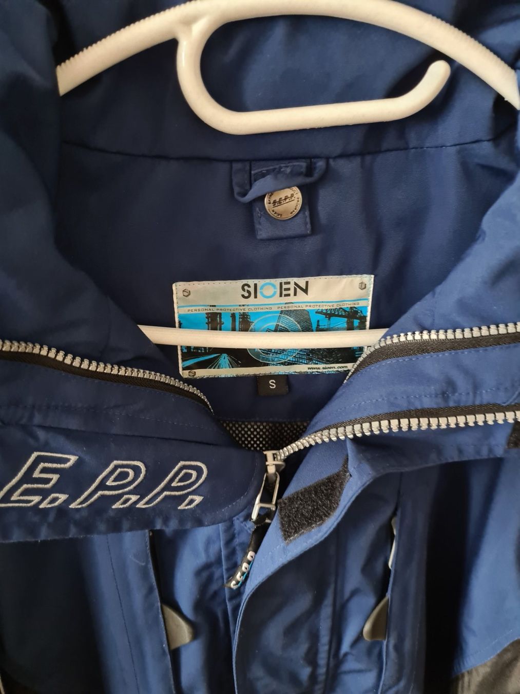 Giacche: Jacke Damen Grösse S – Usato da Langenthal venduto da Polarisstern 2