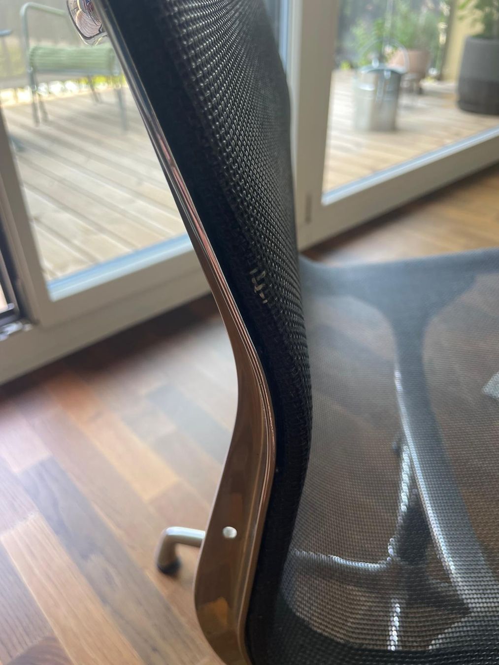 Vitra Sedie: Wunderschönen VITRA Eames drehbar EA108 mit schwarzem Netzge – Usato da Baden venduto da Giuseppe5 1