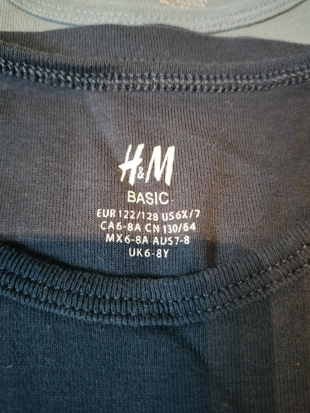 Camicie, T-shirt & Polo: 7x Unterleibchen Grösse 122/128 – Usato da Neftenbach venduto da TheKringel 1