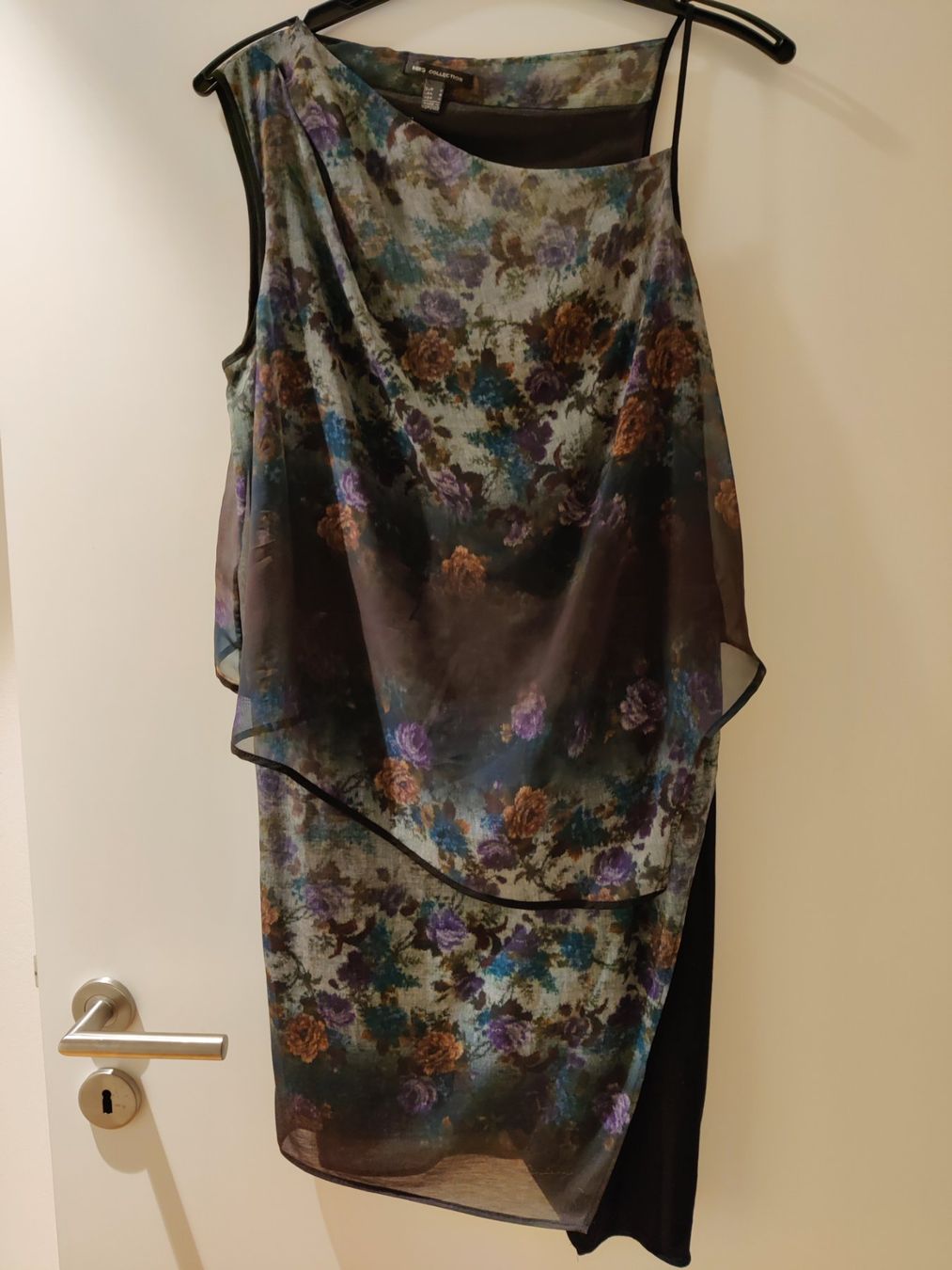 Mango Kleider: Mango (MNG Collection) Kleid mit Blumenmuster – Neu (gemäss Beschreibung) aus Schönenwerd von sal_75dx