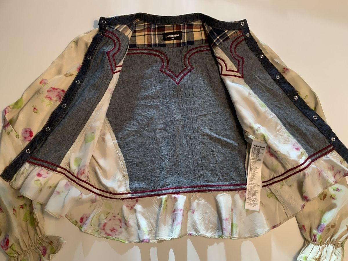 Dsquared2 Camicette, T-shirt & Top: Bluse, DSQUARED2, 16Y, wunderschöne Designe-Bluse, wie NEU! – Nuovo (secondo la descrizione) da Stäfa venduto da sylla73 2