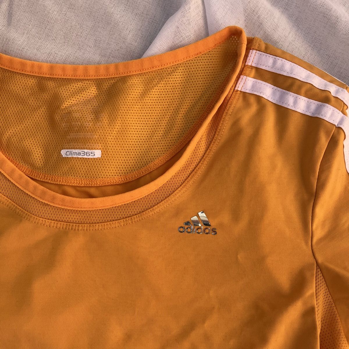 Adidas T-shirt: Adidas Sport Shirt – Usato da Basel venduto da Ankerkettenring 1